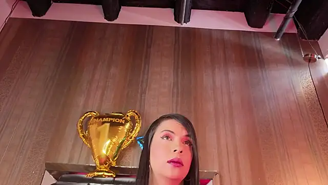 Snapshot of MishaKinki chatting on June 15, 2026, 7:02 pm MishaKinki online show from June 15, 2026, 7:02 pm
