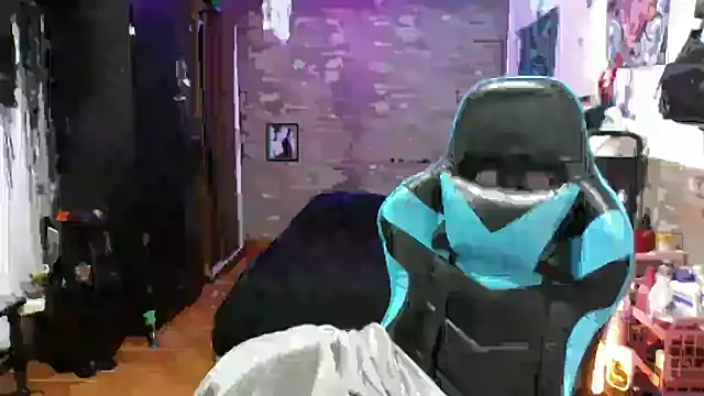 AngelaQueen  online show from November 29, 2025, 7:25 pm