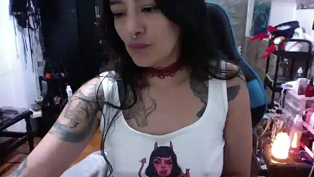 AngelaQueen  online show from November 27, 2025, 6:52 pm