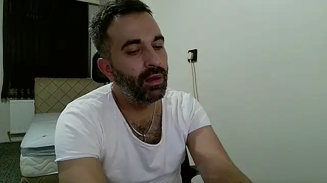 Snapshot of tgltplsr chatting on June 30, 2026, 5:35 pm tgltplsr online show from June 30, 2026, 5:35 pm