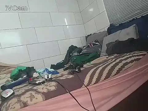 Snapshot of Stormward chatting on December 14, 2025, 4:12 pm Stormward online show from December 14, 2025, 4:12 pm