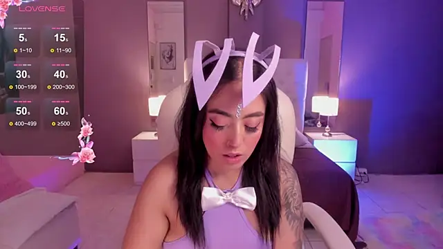 kim thompson 1 online show from January 3, 2025, 11:46 am