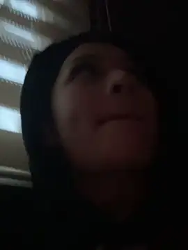 LunaBaker-1 online show from September 20, 2025, 12:54 pm