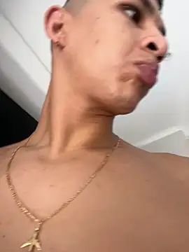 liuscast22 online show from October 12, 2025, 2:07 pm