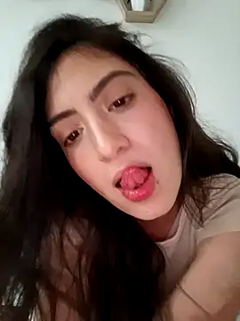 MIYESSI online show from January 31, 2026, 7:12 pm