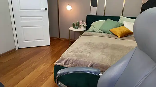 anita blairr online show from April 6, 2026, 1:01 am