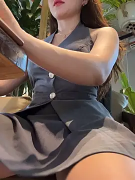 Jessical online show from March 11, 2025, 4:51 am