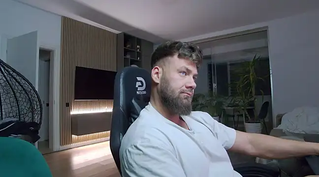 UbbeViking online show from March 9, 2025, 7:59 pm