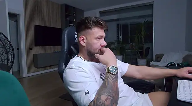 UbbeViking online show from March 16, 2025, 8:54 pm