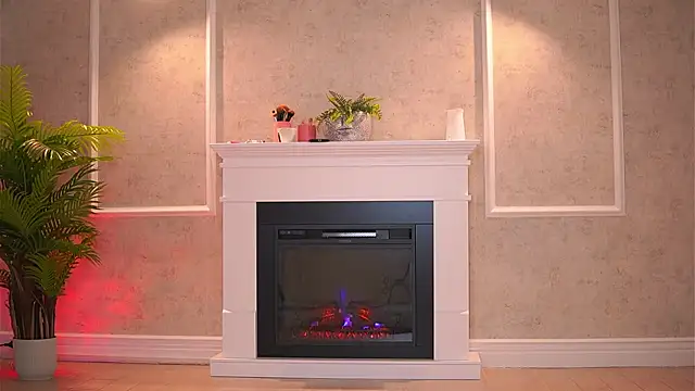 Snapshot of Abbela_White chatting on October 10, 2025, 8:37 am Abbela White online show from October 10, 2025, 8:37 am