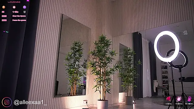 Snapshot of Abbela_White chatting on March 19, 2025, 6:14 am Abbela White online show from March 19, 2025, 6:14 am