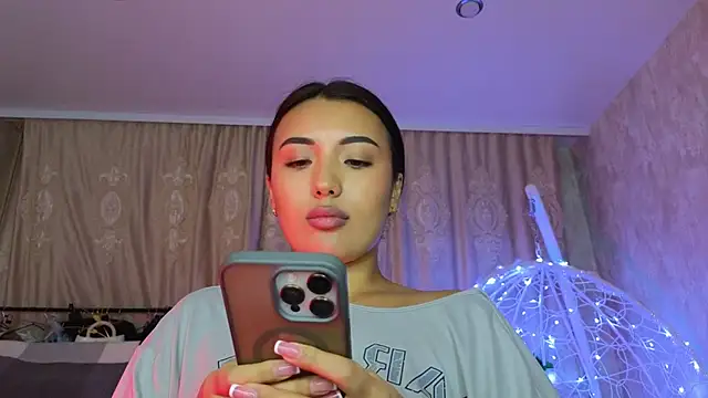 lily  foster online show from February 17, 2026, 2:58 pm