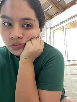 Snapshot of moncerrat_luna chatting on May 1, 2026, 9:20 pm moncerrat luna online show from May 1, 2026, 9:20 pm