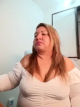 HORNY MATURE25 online show from March 19, 2026, 12:43 am