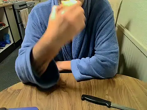 Snapshot of daddyflash chatting on October 15, 2025, 10:18 pm daddyflash online show from October 15, 2025, 10:18 pm