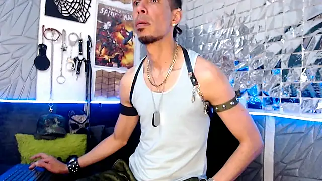 Snapshot of Mensecret69 chatting on February 27, 2025, 8:09 pm Mensecret69 online show from February 27, 2025, 8:09 pm