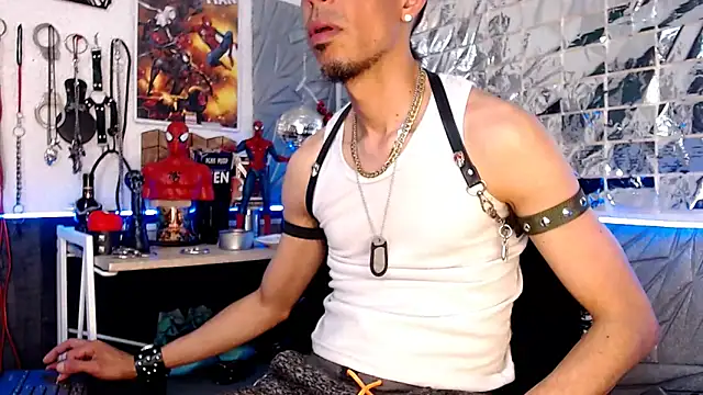 Snapshot of Mensecret69 chatting on February 21, 2025, 2:06 am Mensecret69 online show from February 21, 2025, 2:06 am