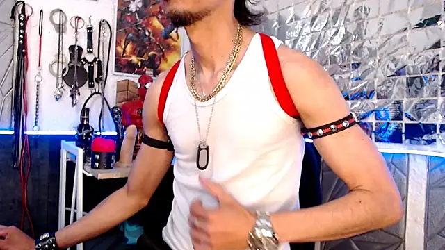 Snapshot of Mensecret69 chatting on February 22, 2025, 4:30 pm Mensecret69 online show from February 22, 2025, 4:30 pm