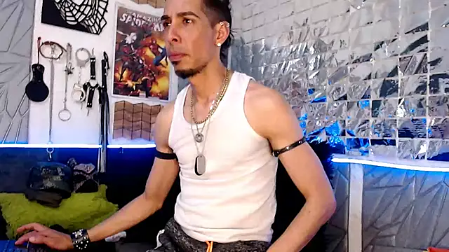 Snapshot of Mensecret69 chatting on February 27, 2025, 4:35 am Mensecret69 online show from February 27, 2025, 4:35 am