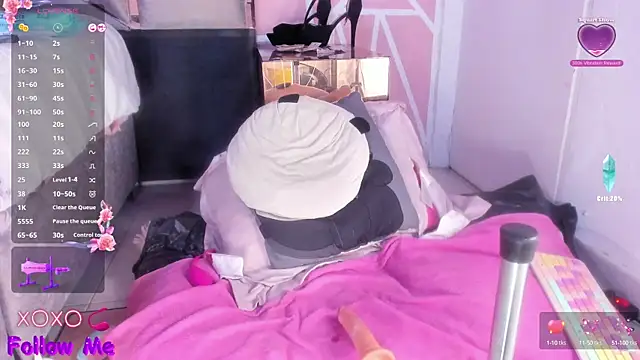 Anggi 1 online show from March 22, 2025, 2:58 pm