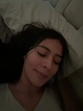 Sophie  Foxxx online show from April 6, 2026, 12:50 pm