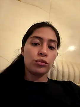 Sophie  Foxxx online show from September 15, 2025, 4:02 am