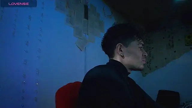 kisstarxxx online show from September 16, 2025, 3:18 am