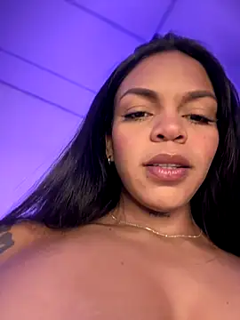 Snapshot of Charly_ chatting on September 28, 2025, 4:52 am Charly online show from September 28, 2025, 4:52 am