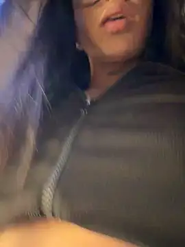 Charly  online show from April 3, 2026, 2:56 pm