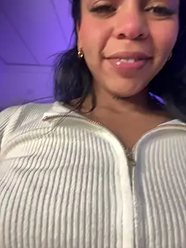 Snapshot of Charly_ chatting on November 30, 2025, 5:19 am Charly online show from November 30, 2025, 5:19 am