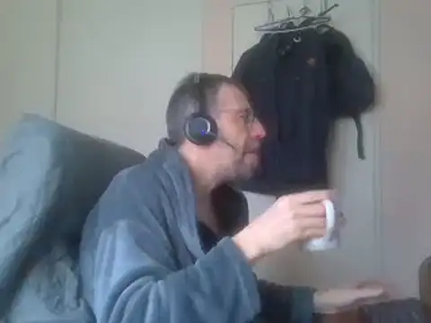 ptitcanard60600 online show from January 30, 2025, 4:13 pm