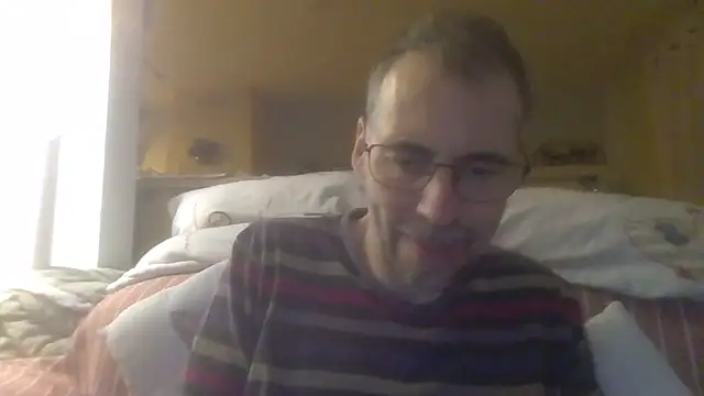 ptitcanard60600 online show from September 28, 2025, 9:44 pm