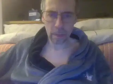 ptitcanard60600 online show from February 9, 2025, 10:32 pm