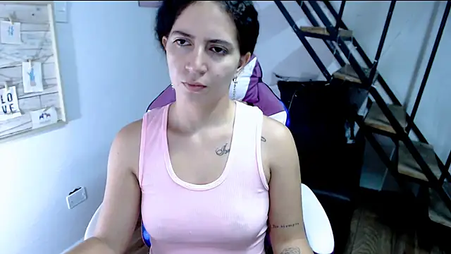 samantha baby  online show from September 19, 2025, 8:57 pm