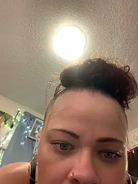 ThICk JuIcEy online show from February 13, 2026, 2:55 am