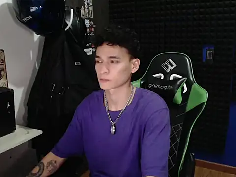 Curly Angel24 online show from January 12, 2026, 1:56 am