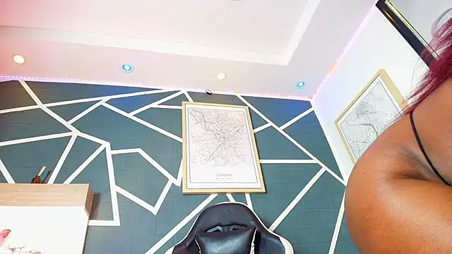 KAROL-SCOTT online show from September 12, 2025, 7:57 pm