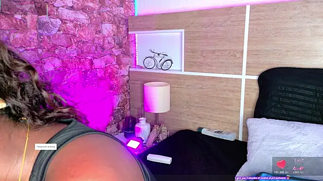 KAROL-SCOTT online show from May 29, 2026, 7:53 pm