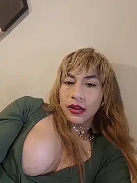 Evehampy online show from October 11, 2025, 12:22 am