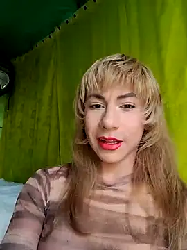 Evehampy online show from October 5, 2025, 5:03 pm