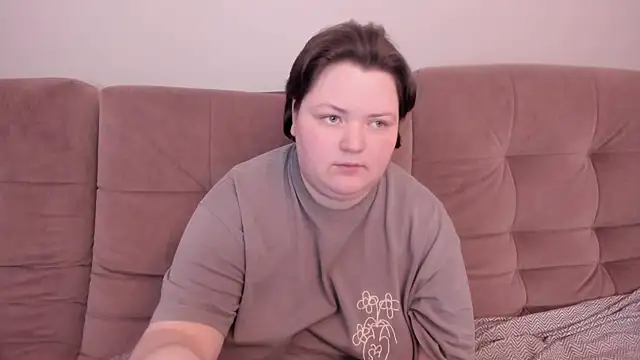 ihaveasecret  online show from March 15, 2025, 5:08 am