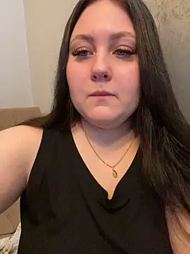 ihaveasecret  online show from October 8, 2025, 1:45 pm