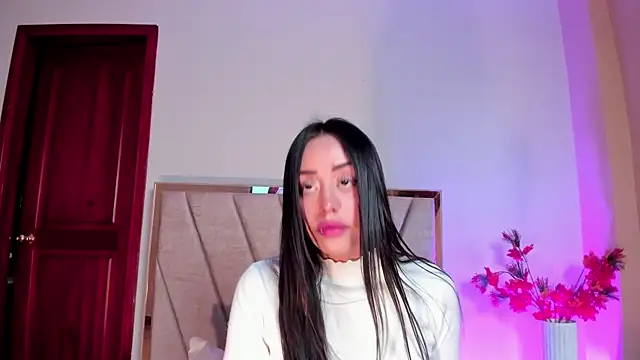 NoraDasilva online show from January 13, 2026, 9:52 pm