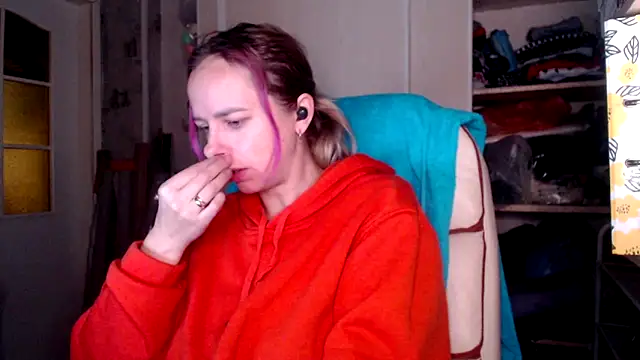 las sweet online show from November 17, 2025, 9:02 am