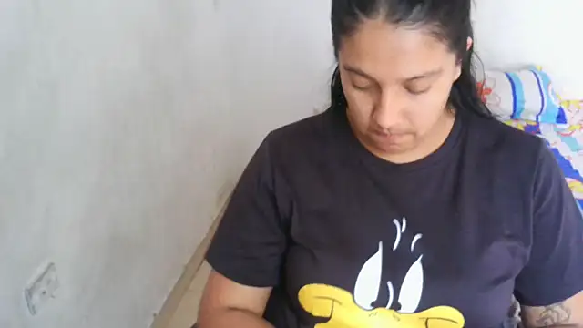 Snapshot of almaswan1 chatting on March 20, 2025, 4:09 pm almaswan1 online show from March 20, 2025, 4:09 pm