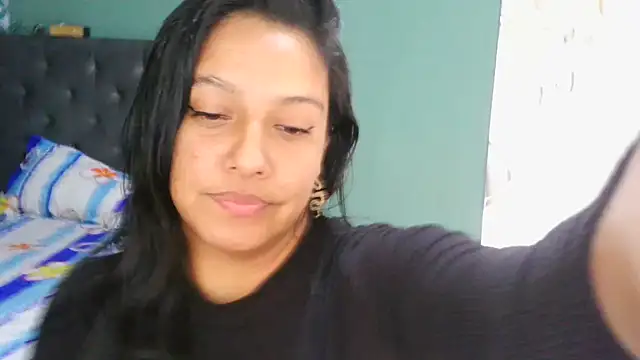 Snapshot of almaswan1 chatting on November 10, 2025, 4:34 pm almaswan1 online show from November 10, 2025, 4:34 pm