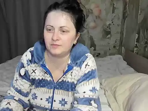 Lillian2 online show from April 5, 2026, 7:20 pm