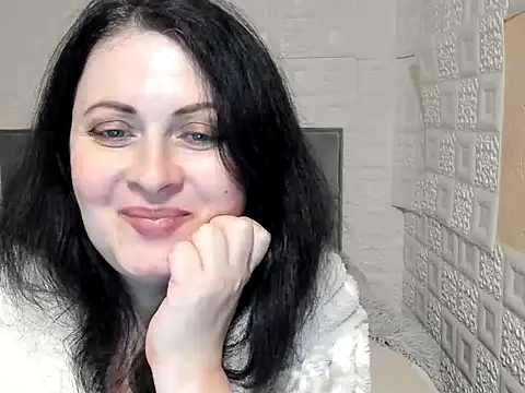 Lillian2 online show from February 24, 2025, 1:35 am