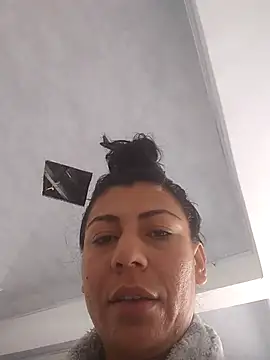 Sofi love 2 online show from October 30, 2025, 4:26 pm