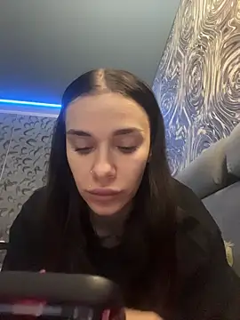 Queen of pain online show from February 26, 2026, 6:46 am